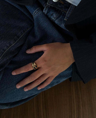 1990 gold ring - ónix