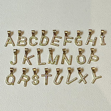 10K Oro-Letter Charm